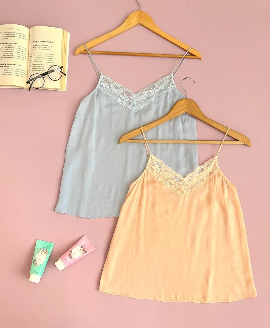 تاپ ساتن يقه گيپور کد 1677