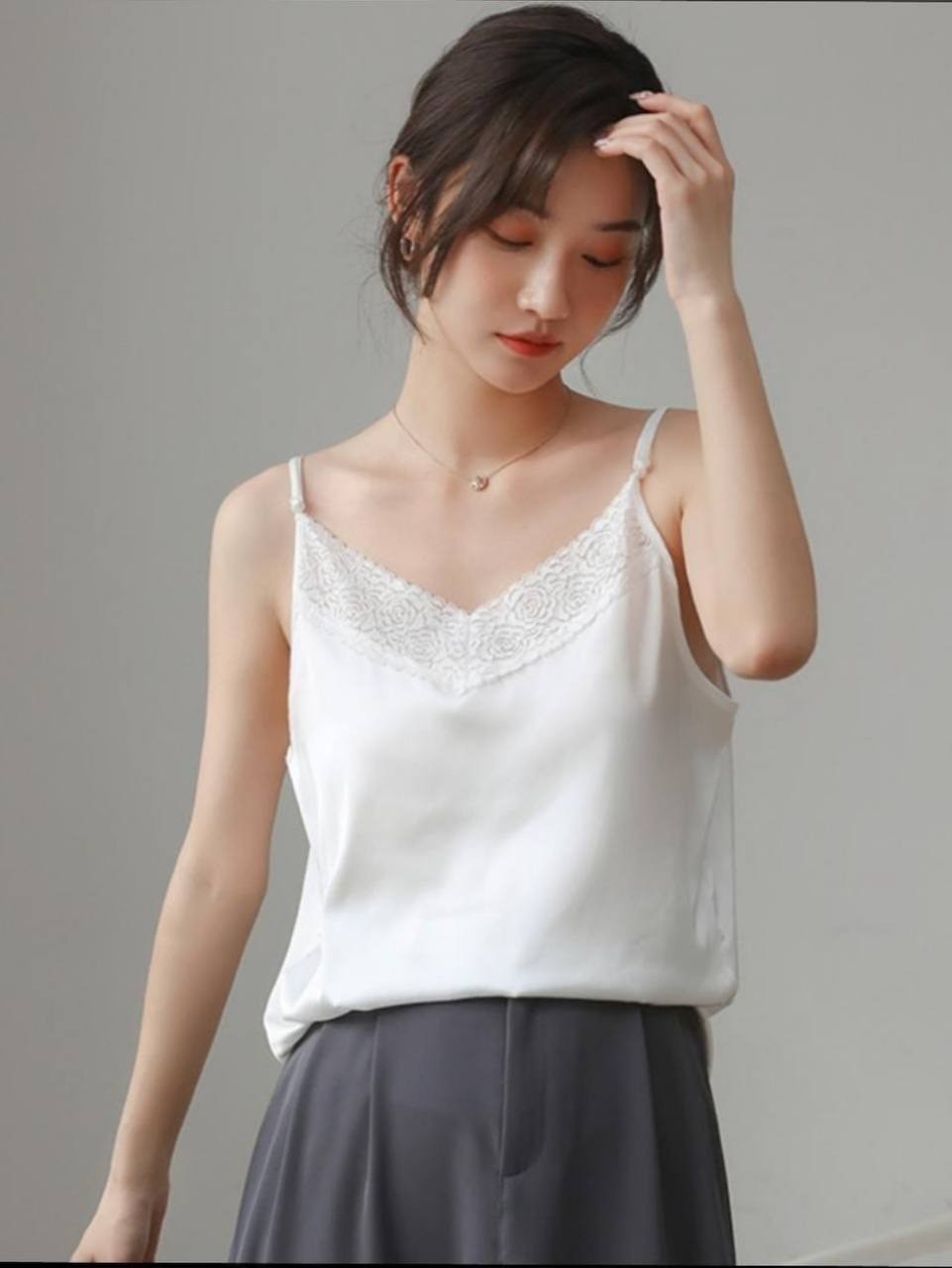 تاپ ساتن يقه گيپور کد 1677