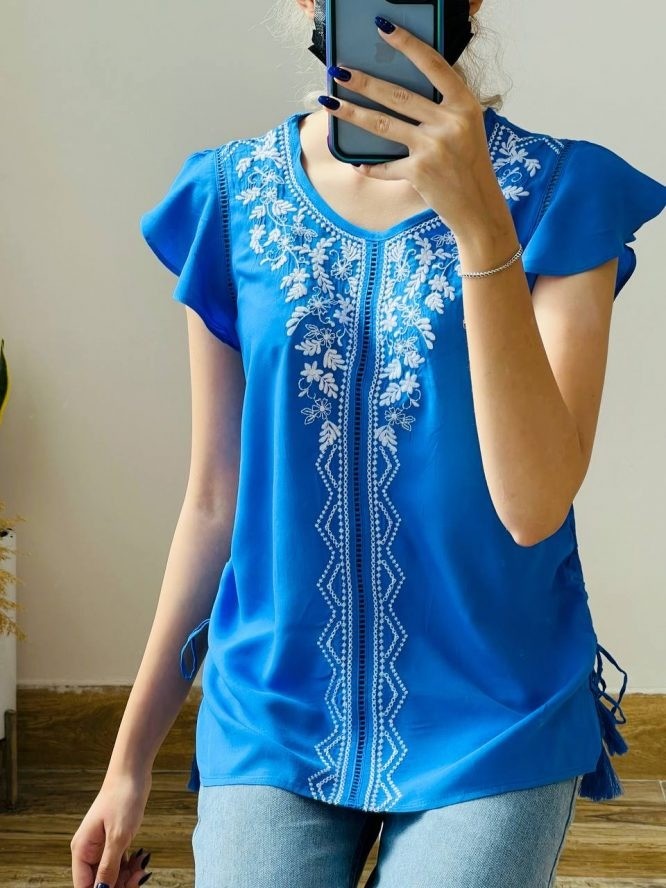 تاپ گلدوزي شده بغل منگوله دار کد 1492