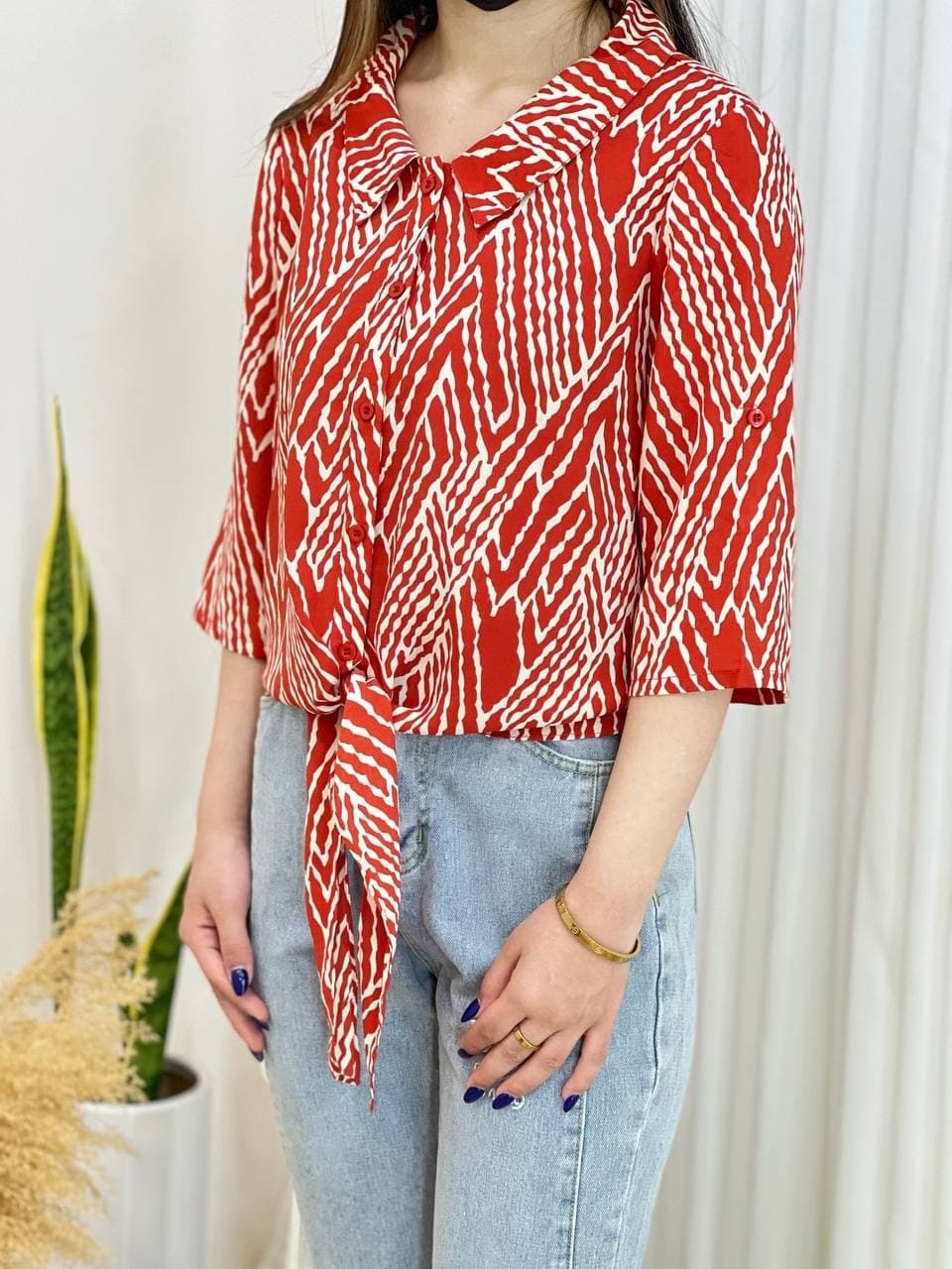 شوميز کرپ حرير پايين گره اي کد 1534