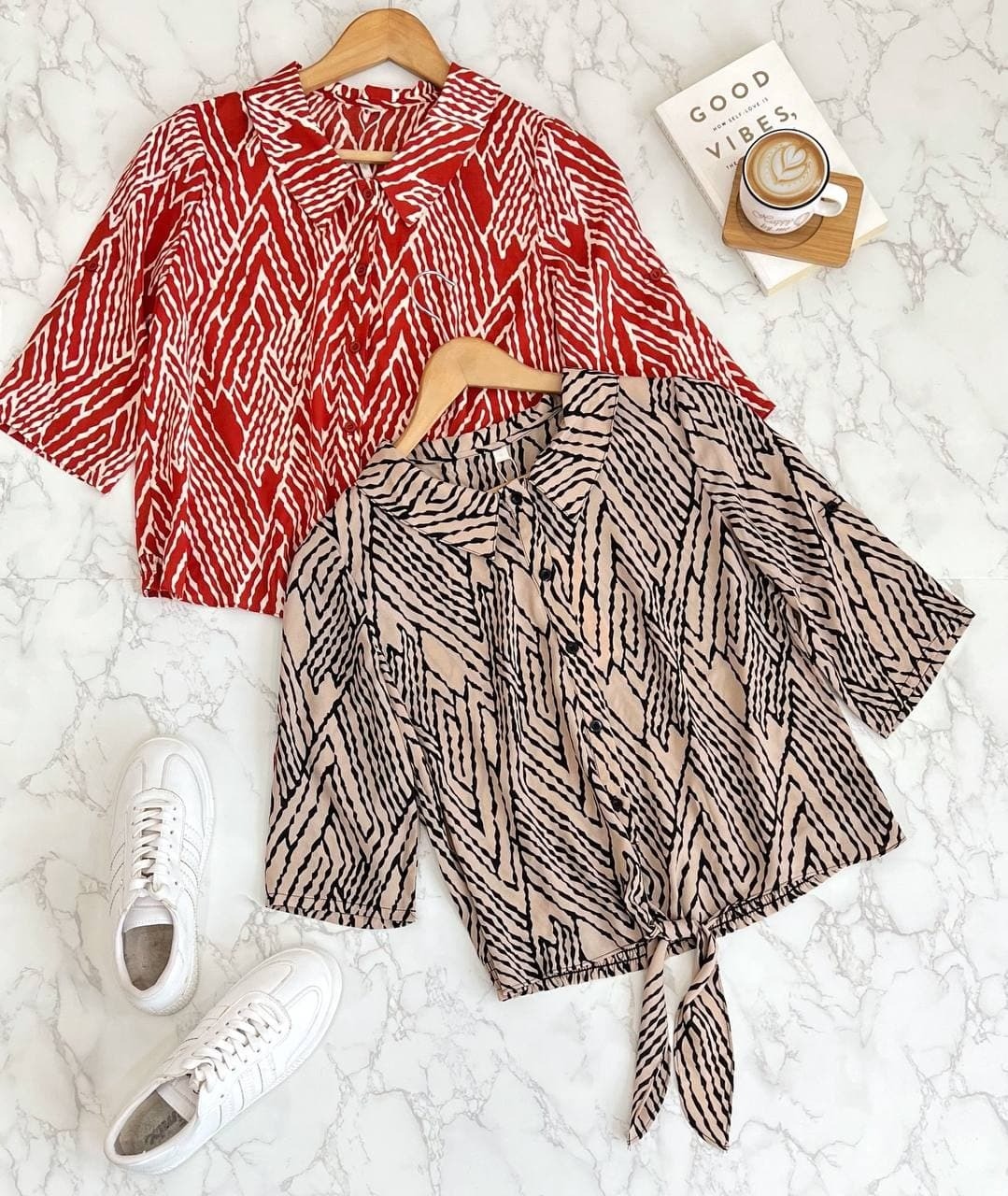 شوميز کرپ حرير پايين گره اي کد 1534