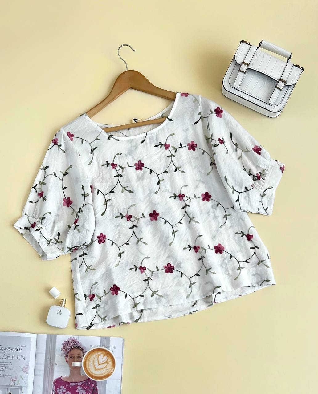 شومیز گلدوزی استین پف کد 1806