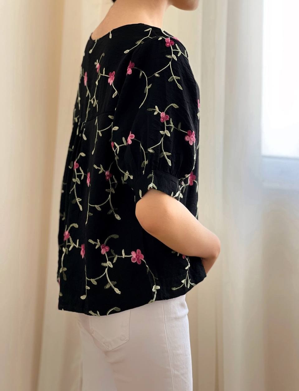 شومیز گلدوزی استین پف کد 1806