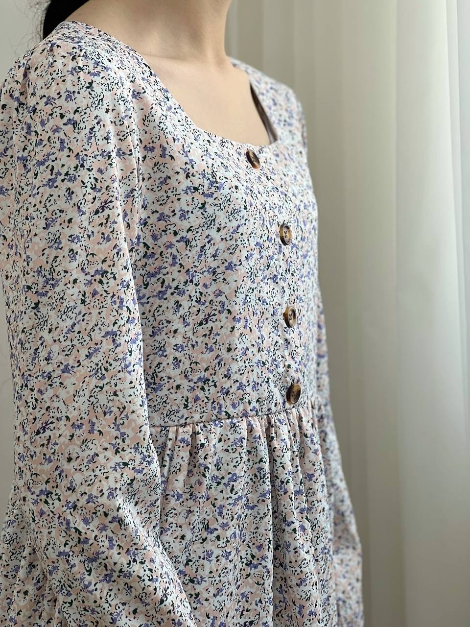 پیراهن گل ریز جلور دکمه کد 1810