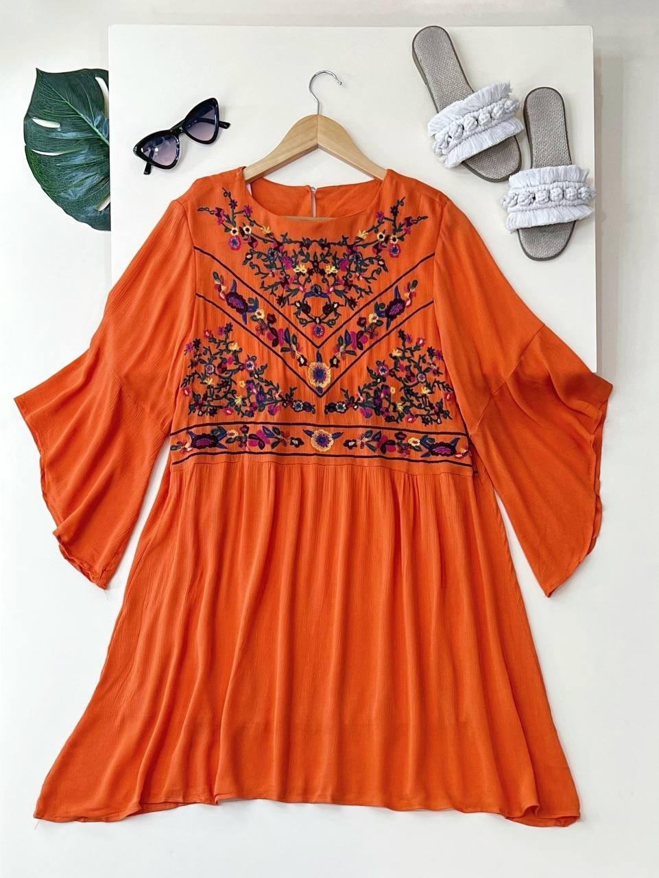 پیراهن نخ کریشه گلدوزی شده کد 1828