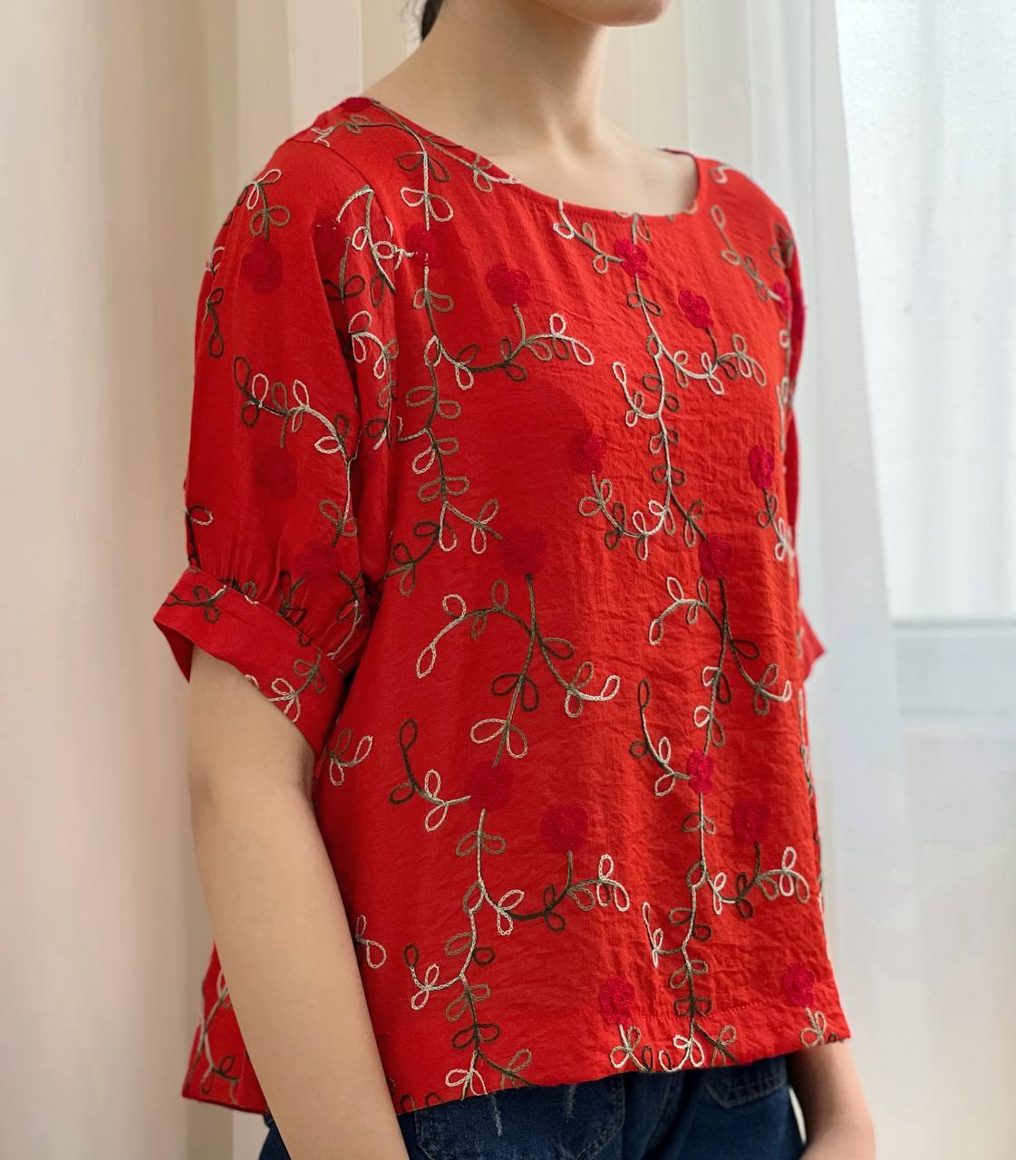 شومیز استین گلدوزی شده طرح 2 کد 1832