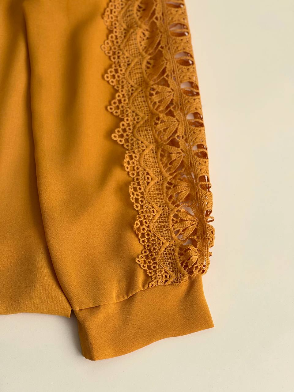 شومیز گیپور قواره دار کد 1967