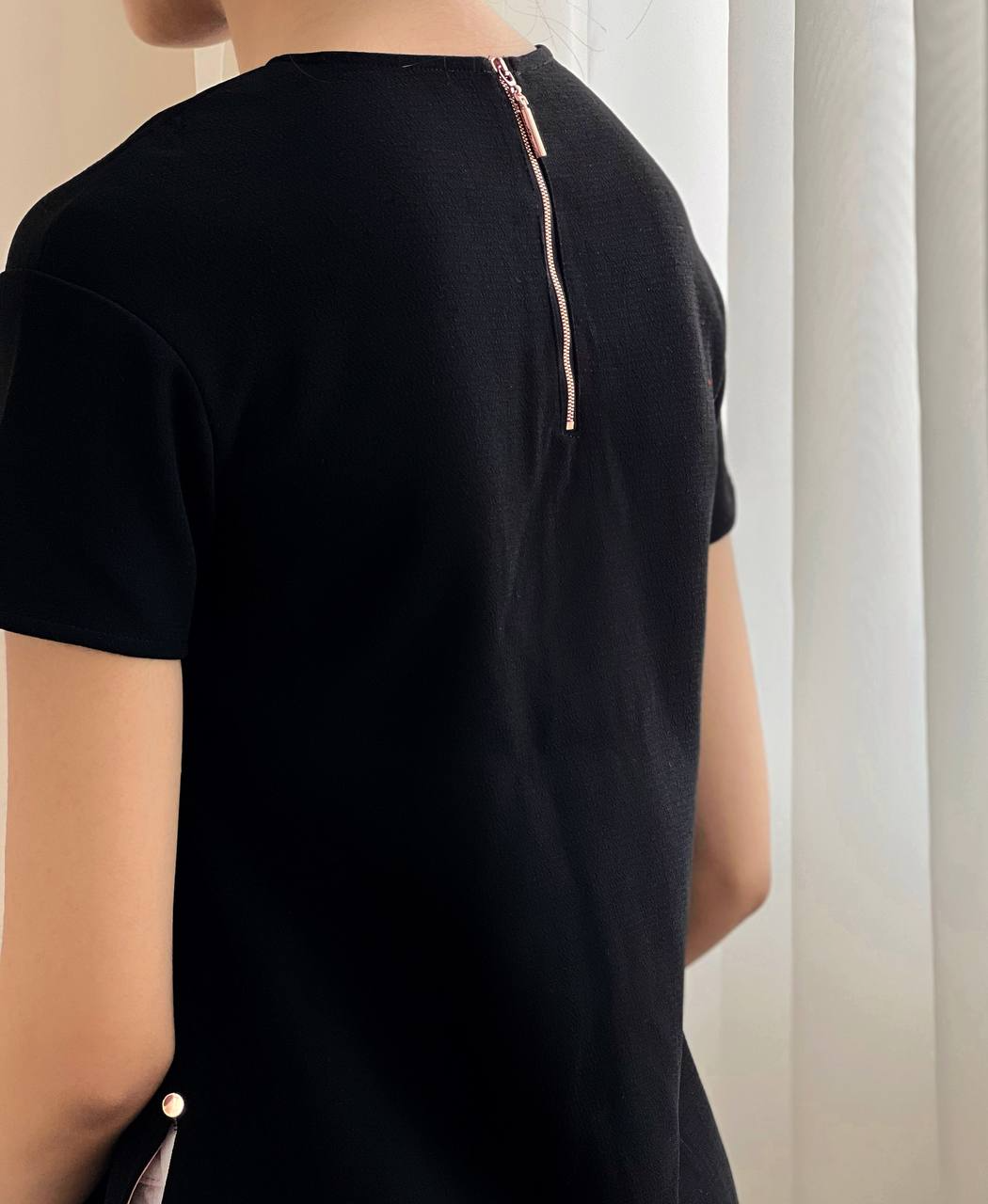 شومیز مشکی بغل چاک کد 1970