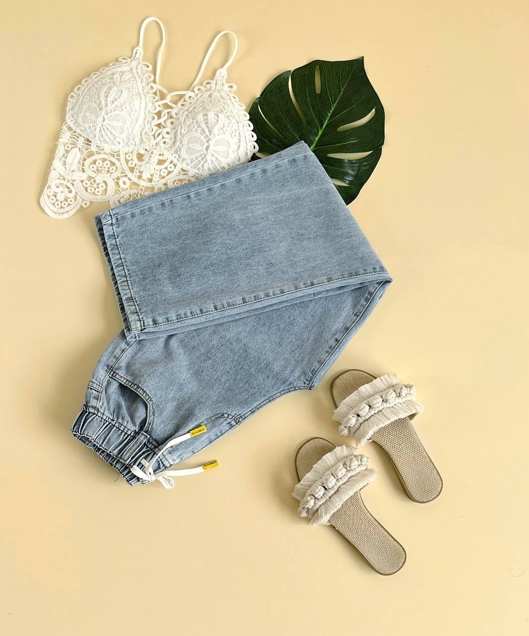 شلوار جین نیم بگ کد 1982