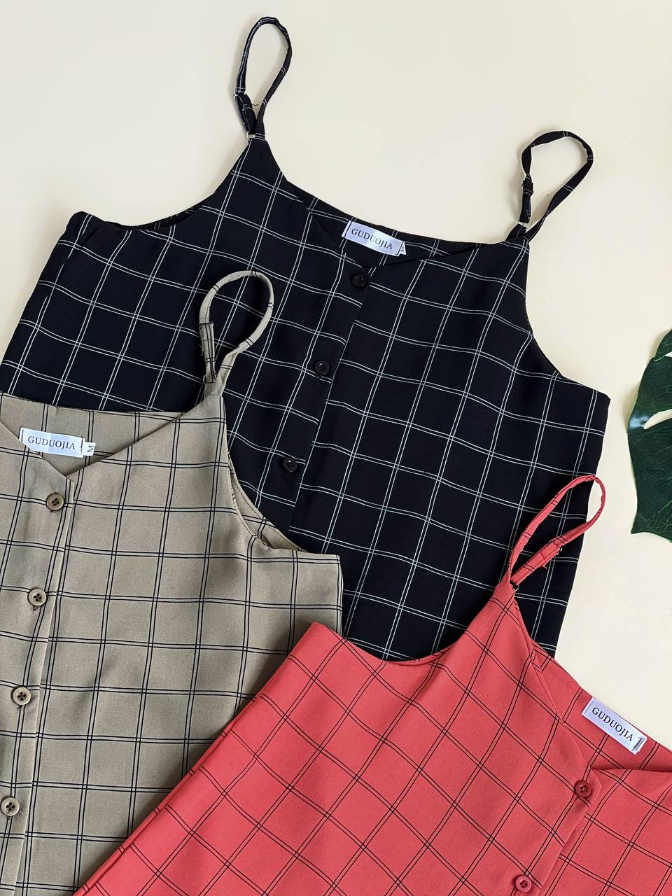 تاپ چهار خونه جلو دکمه کد 1983