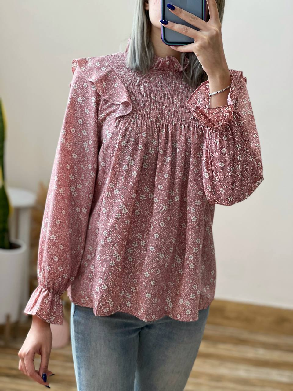 شومیز کرپ گل ریز کد 2039