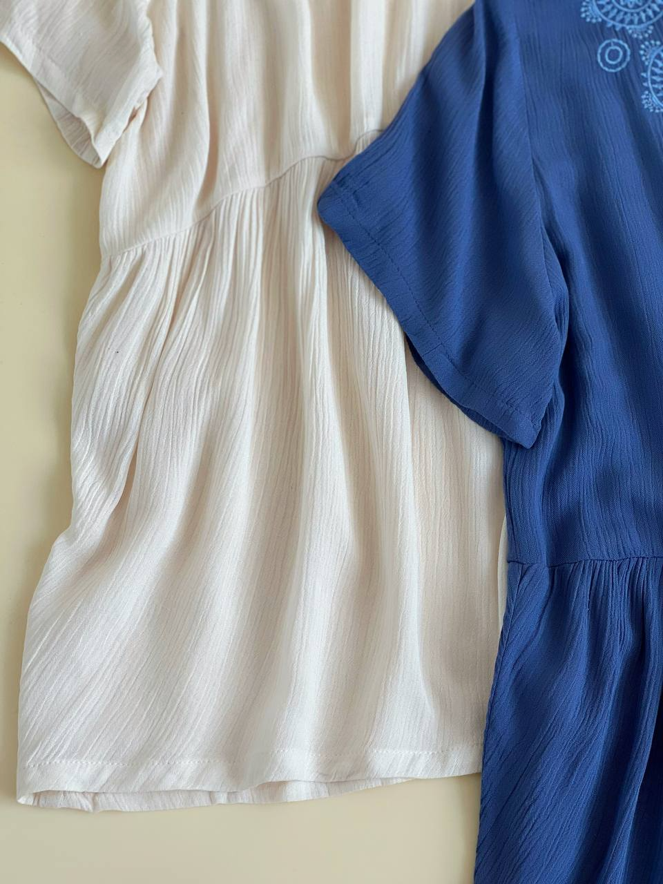 شومیز گلدوزی شده کمر چین کد 2056