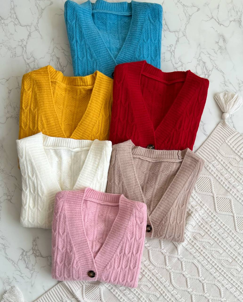 ژاکت بافت جلو دکمه کد 2062