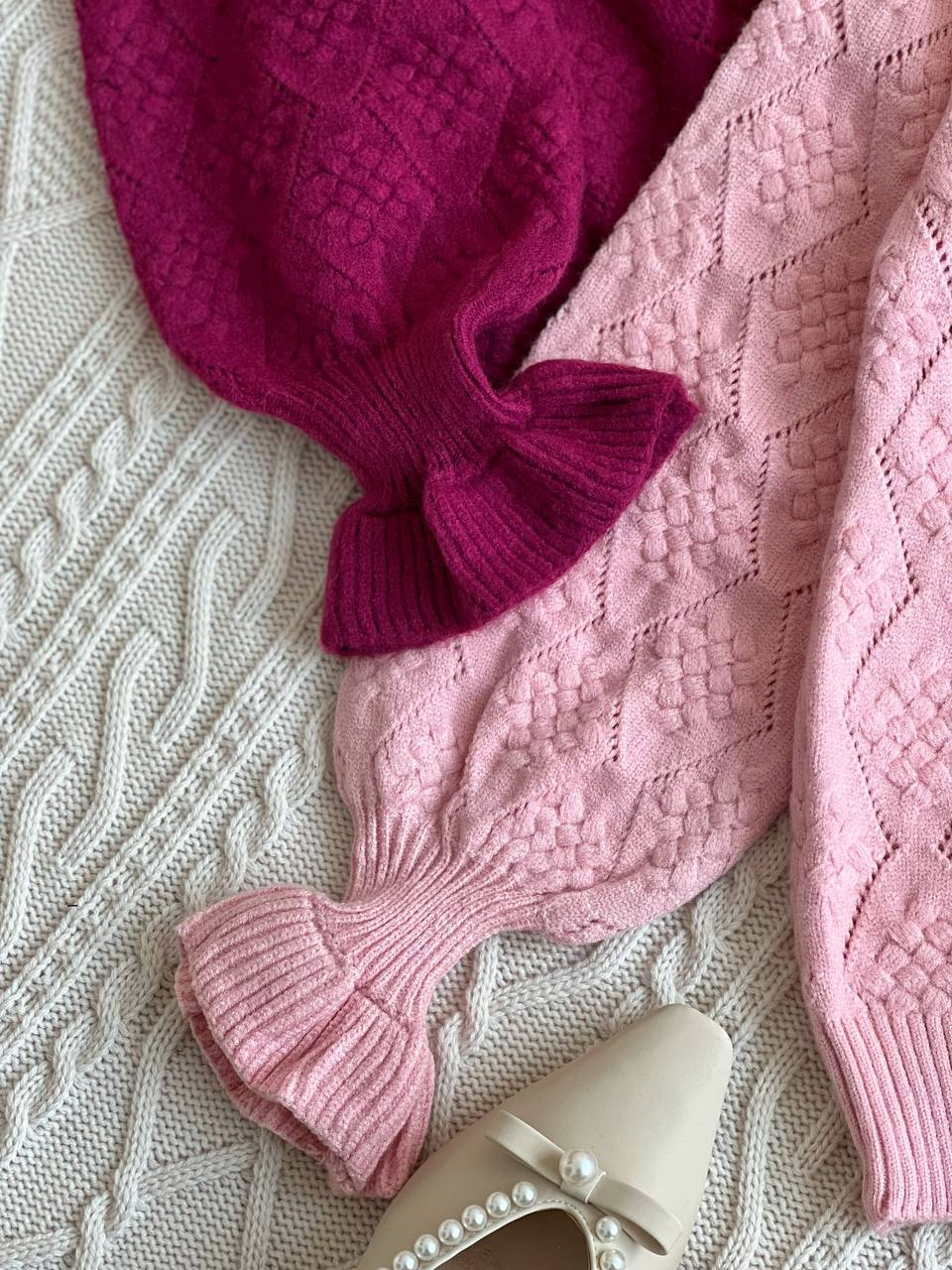 پلیور بافت یقه گیپور و خامه دوزی کد 2093