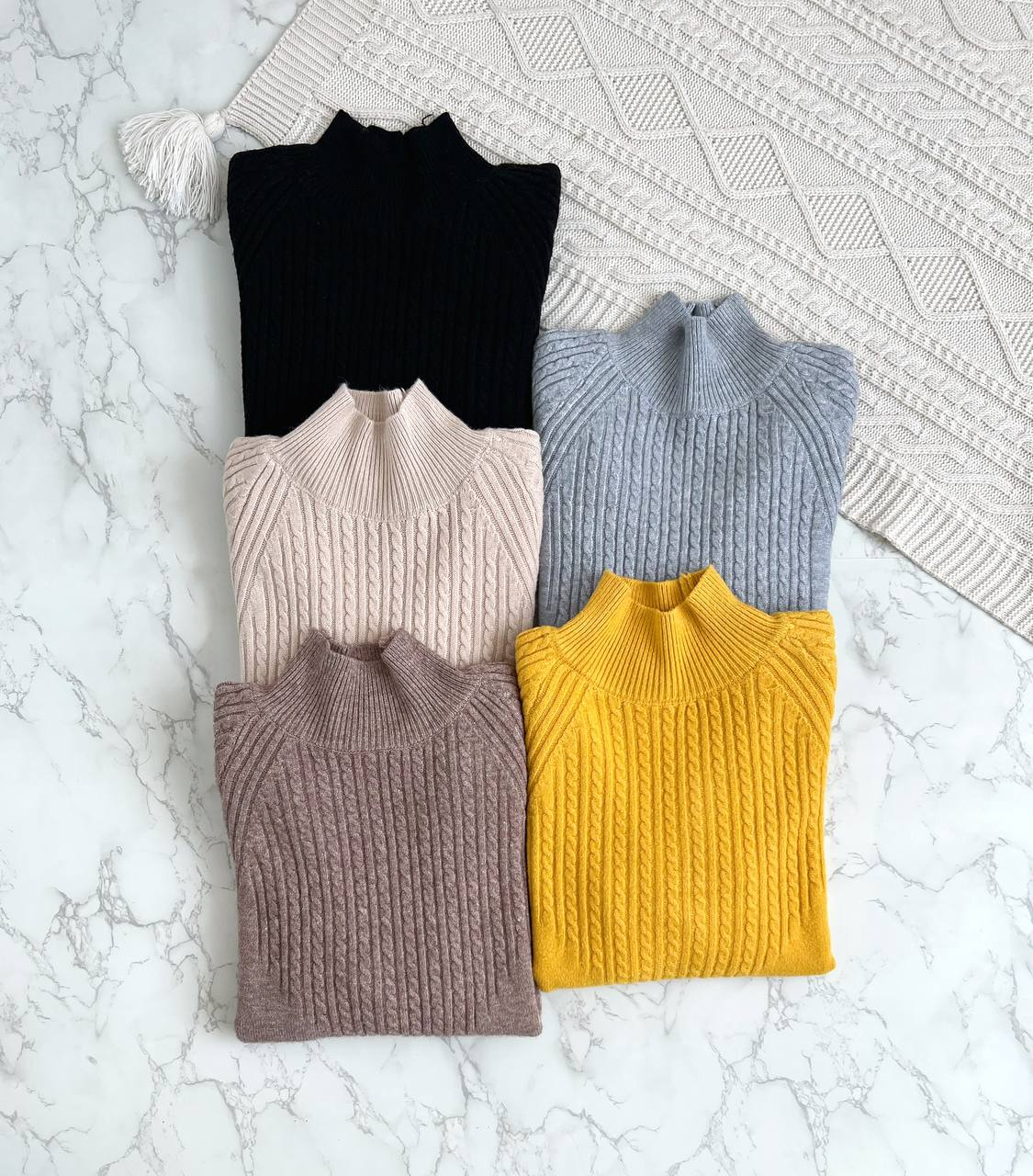 پلیور بافت یقه سه سانت بغل چاک کد 2147