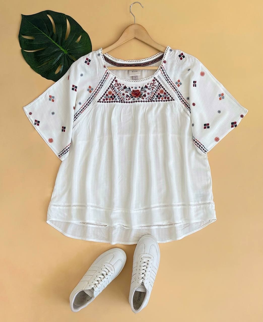 شومیز گلدوزی شده نخی کد 2170