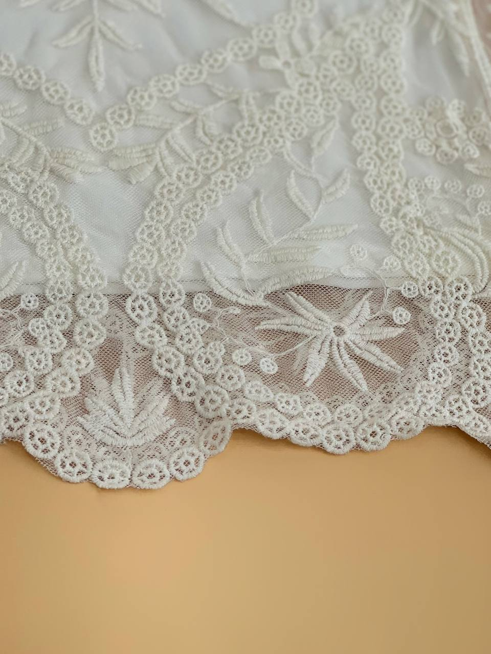 شومیز تور گلدوزی شده بهمراه تاپ کد 2190