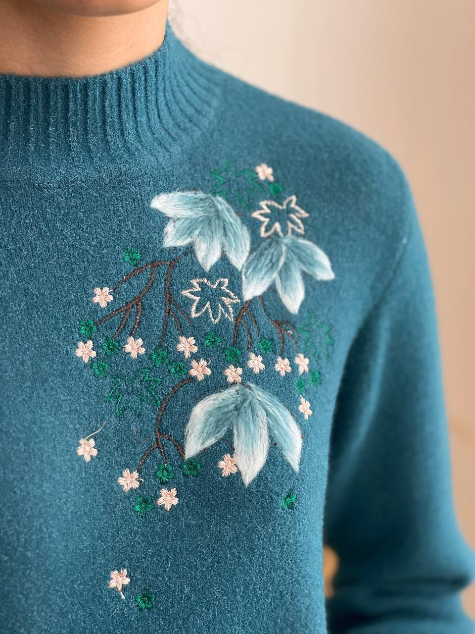 پلیور بافت گلدوزی شده کد 2209