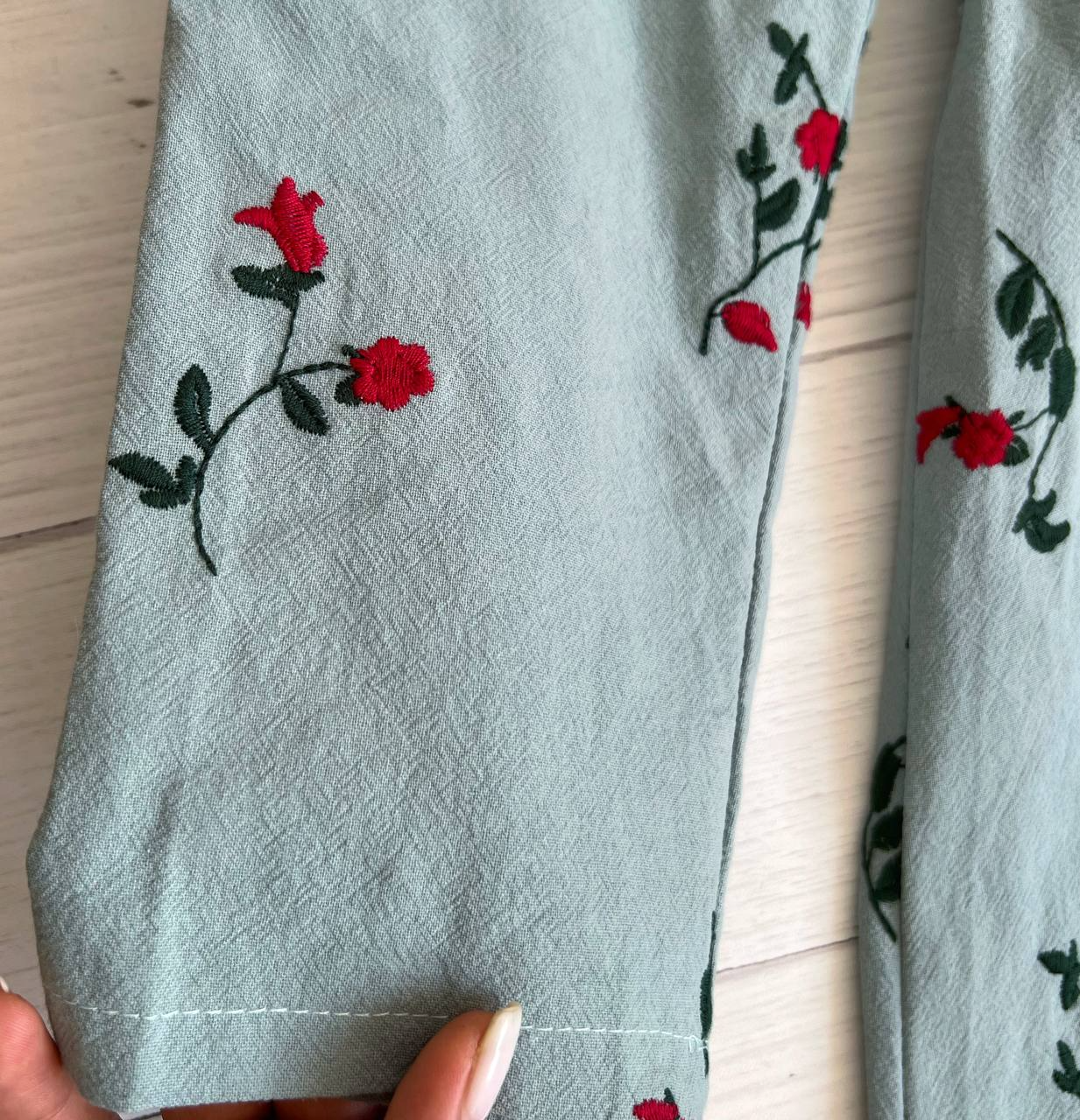 پیراهن کنف گلدوزی شده کد 2254