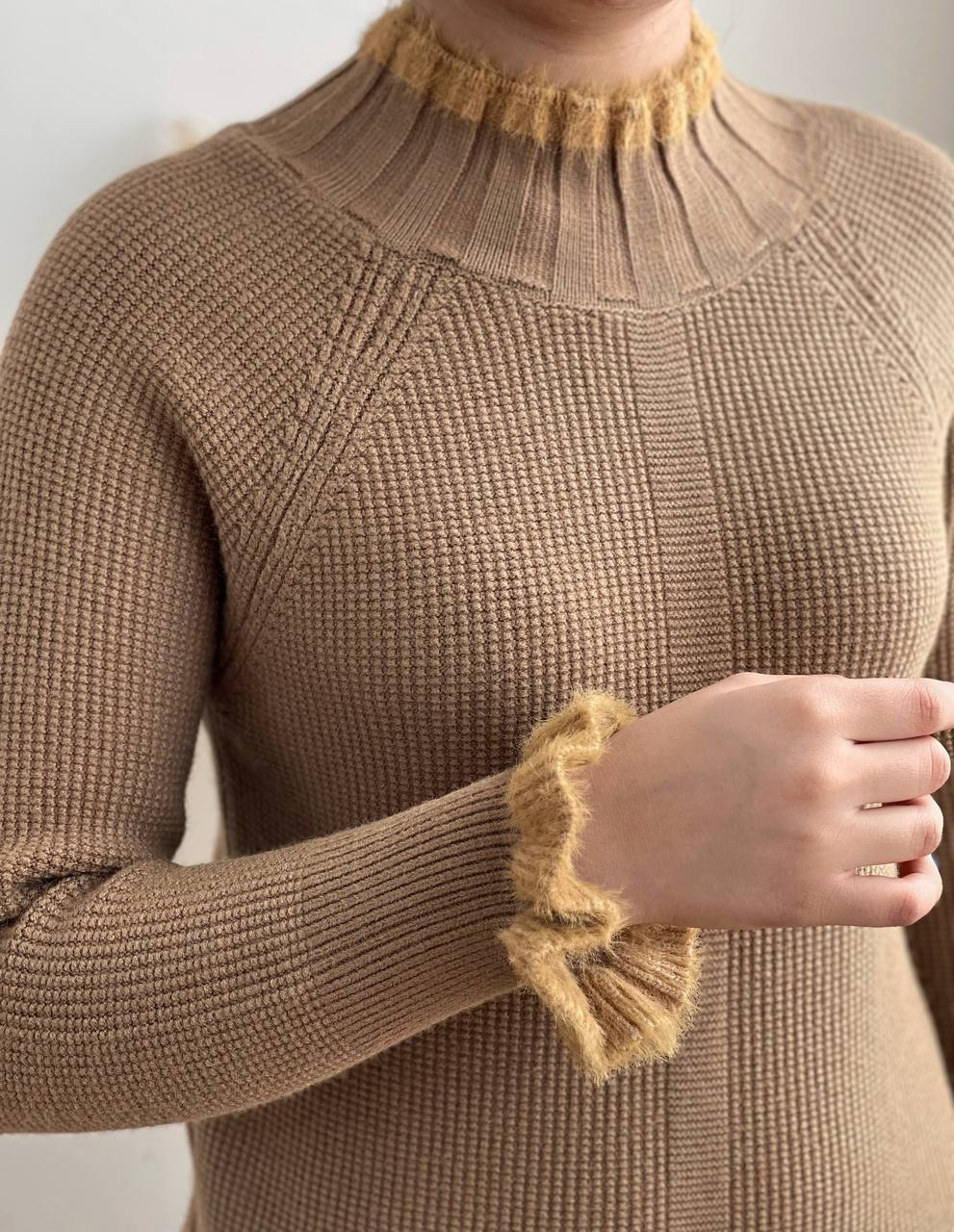 پلیور بافت سرآستین چین دار کد 2255