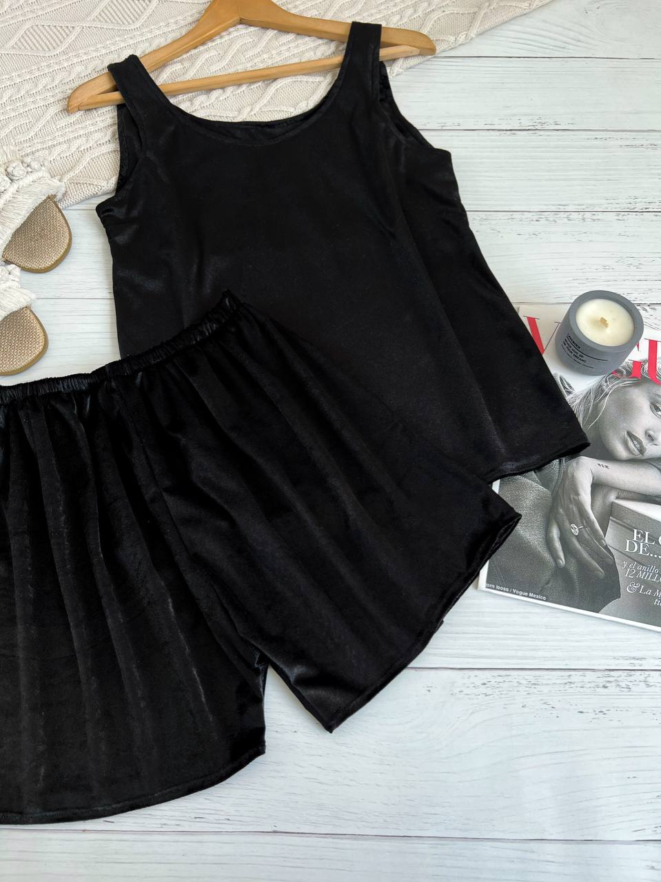 ست تاپ و شلوارک مخمل کد 2267