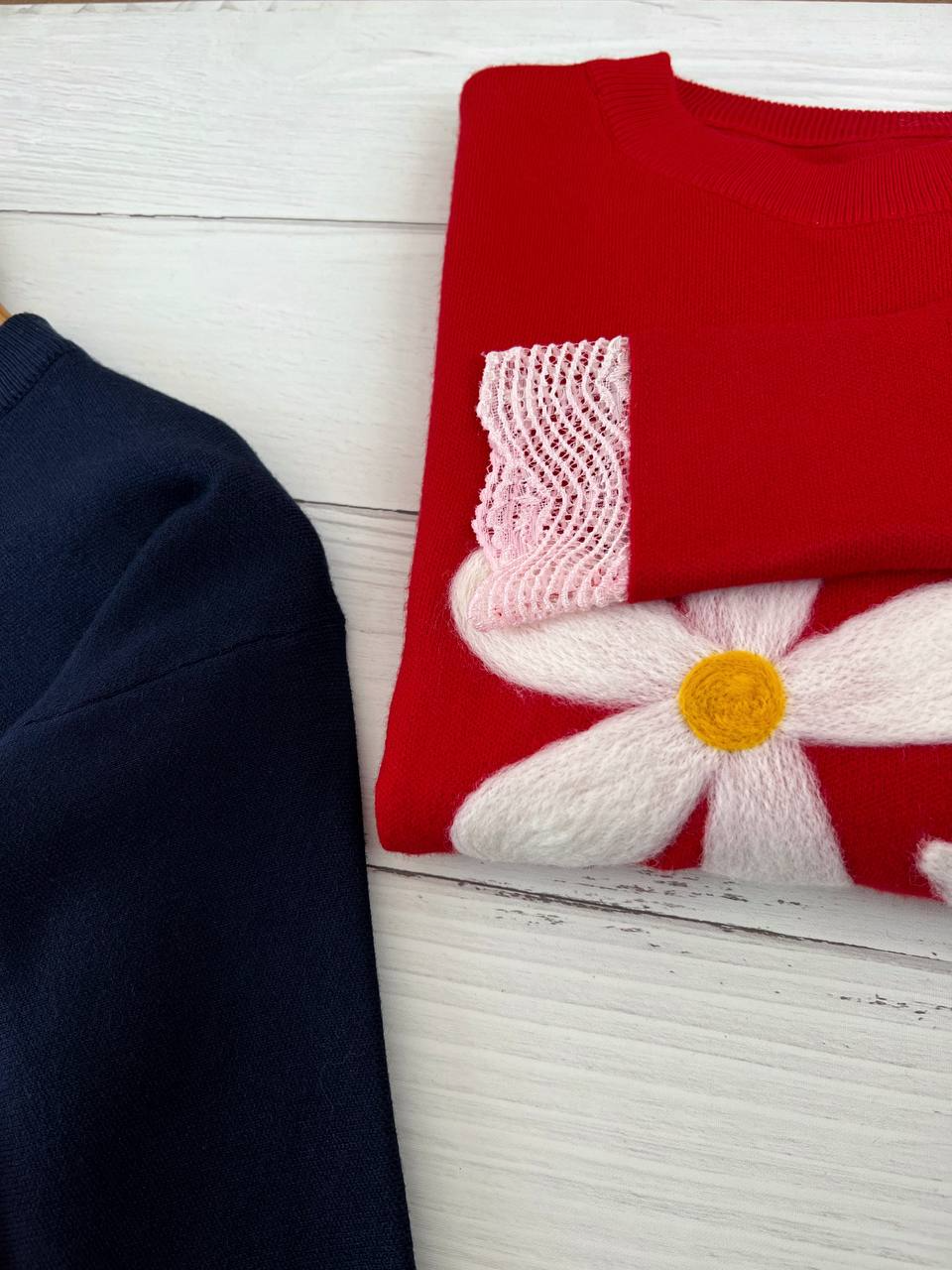 پلیور بافت گلبرگ سر آستین گیپور کد 2298