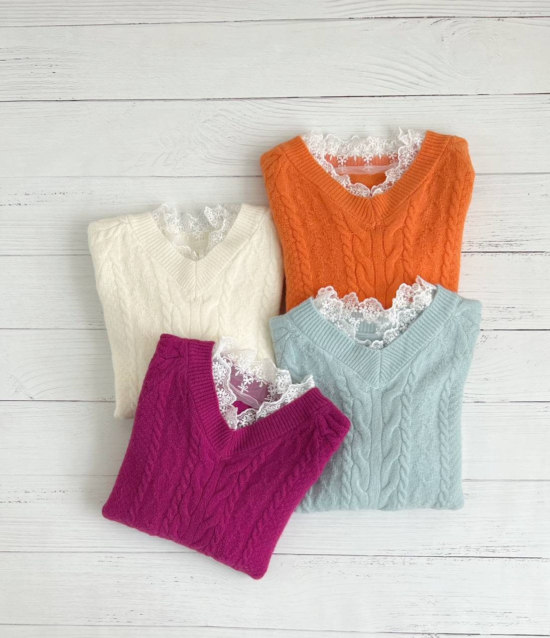 پلیور بافت زنجیری یقه گیپور کد 2299