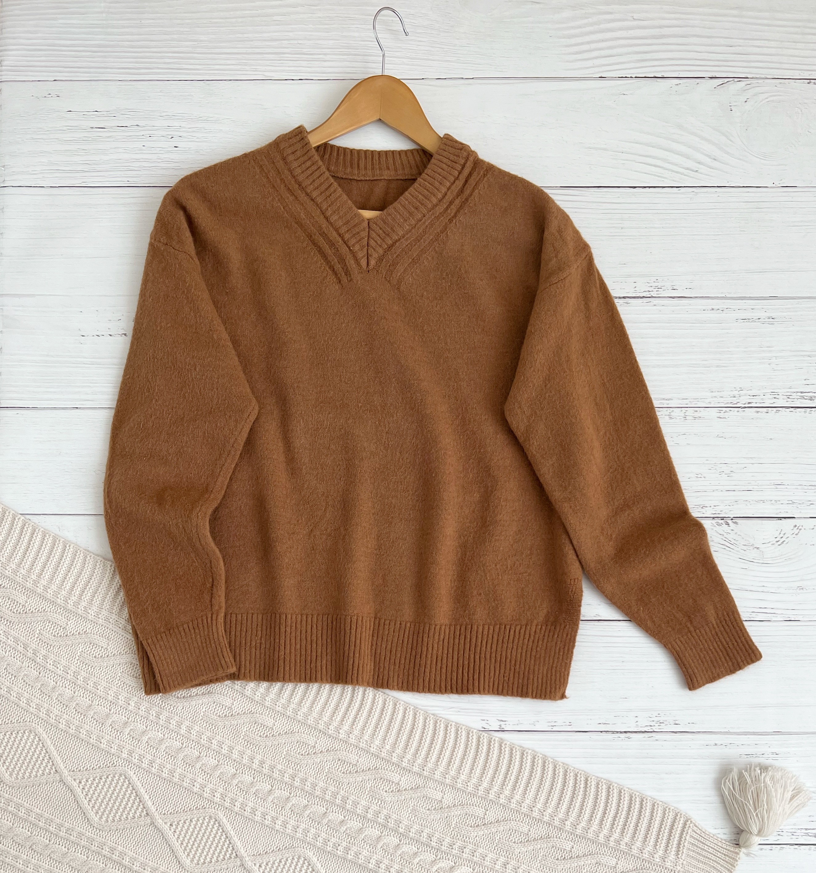 پلیور بافت یقه هفت بغل چاک کد 2318