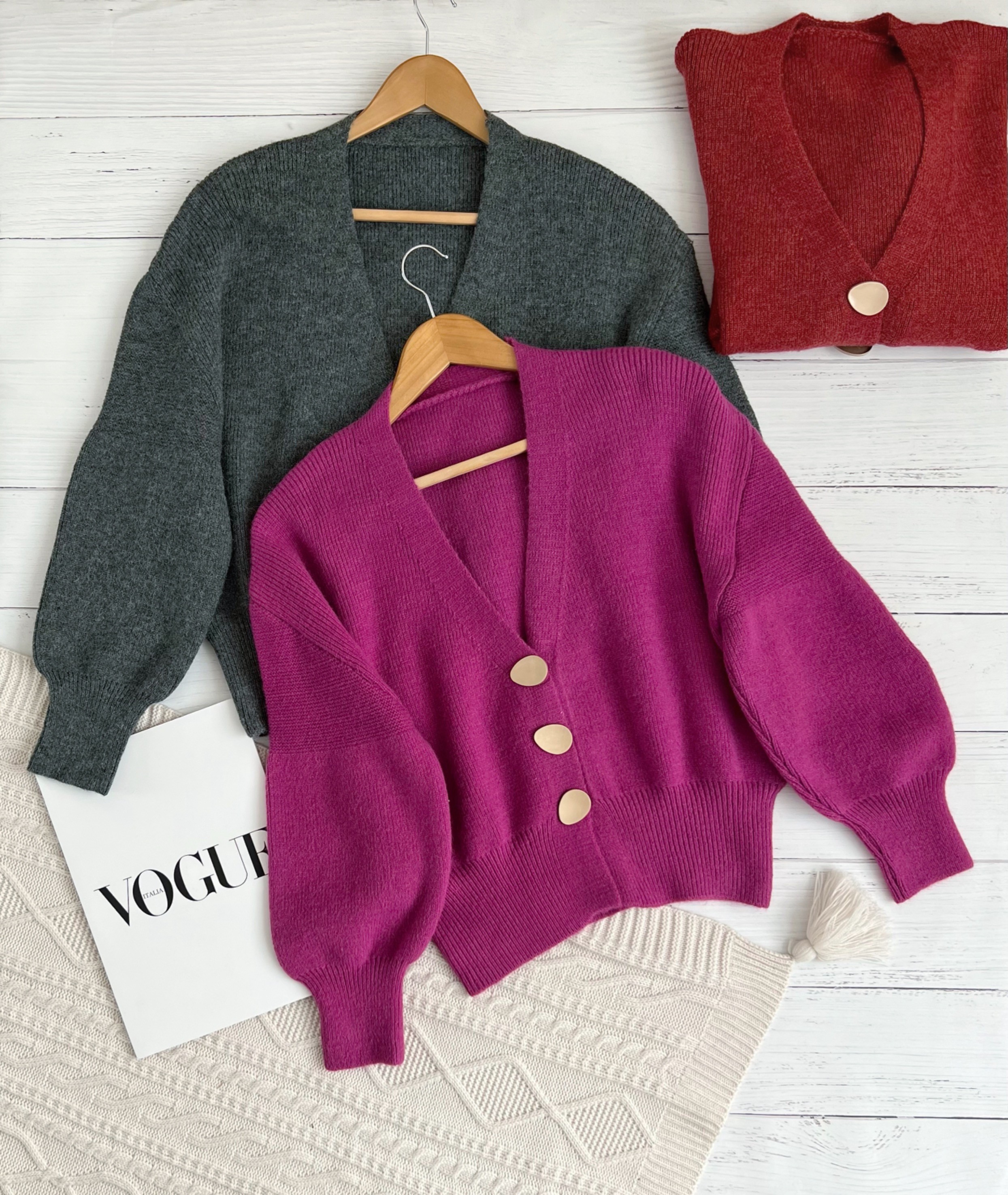 ژاکت بافت سه دکمه کد 2321