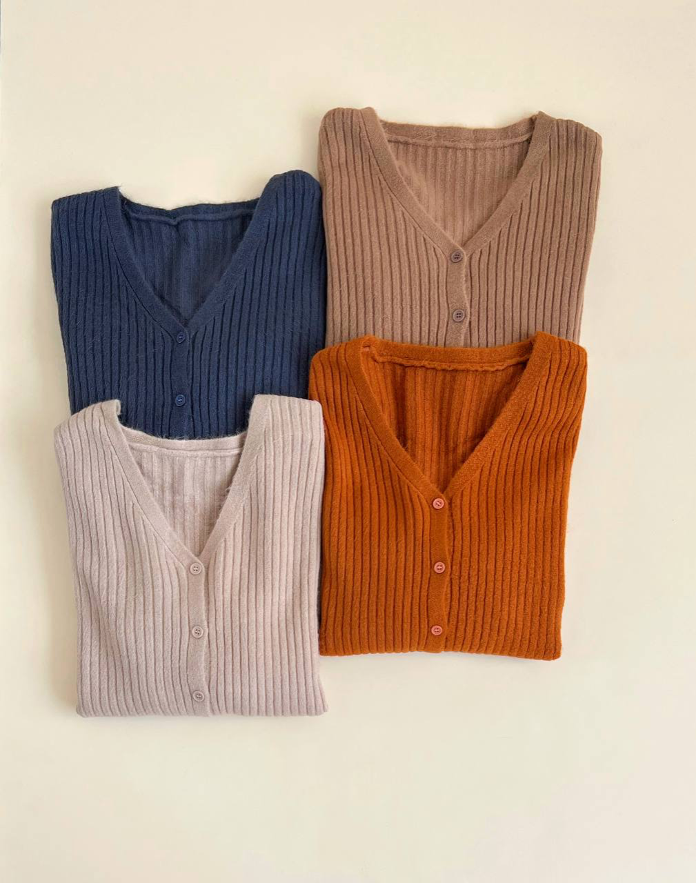 ژاکت بافت جلو دکمه کبریتی کد2391