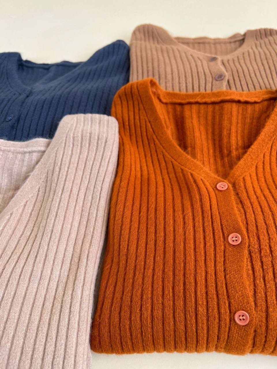 ژاکت بافت جلو دکمه کبریتی کد2391