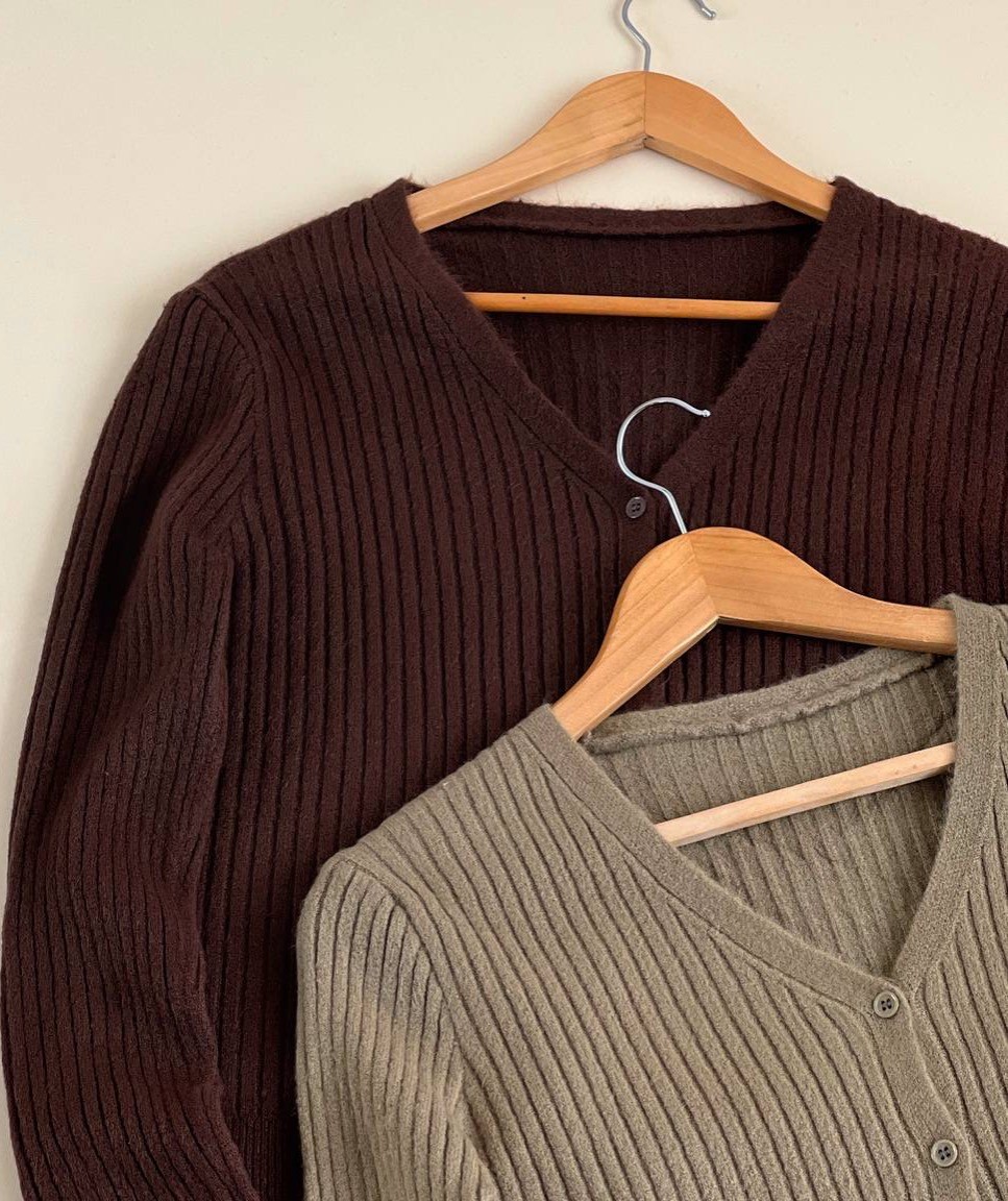 ژاکت بافت جلو دکمه کبریتی کد2391