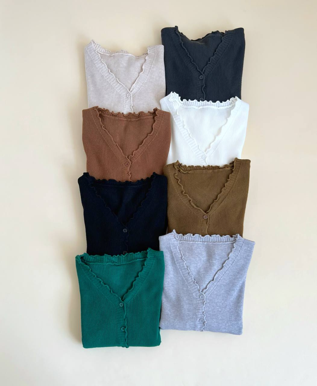 ژاکت بافت یقه 7 جلو دکمه کد 2411