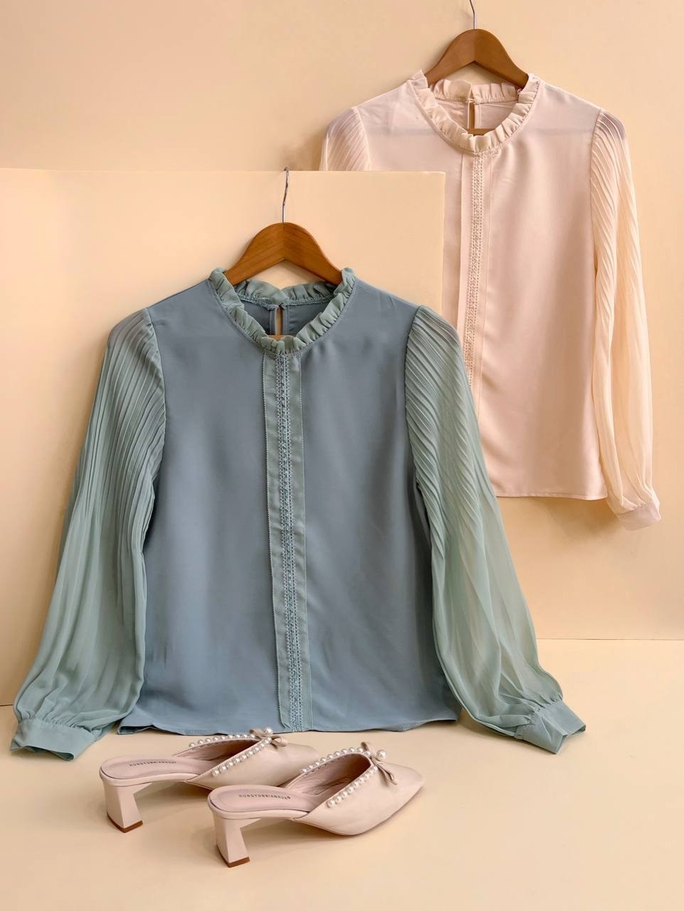 شومیز کرپ ساتن آستین پلیسه کد 2434