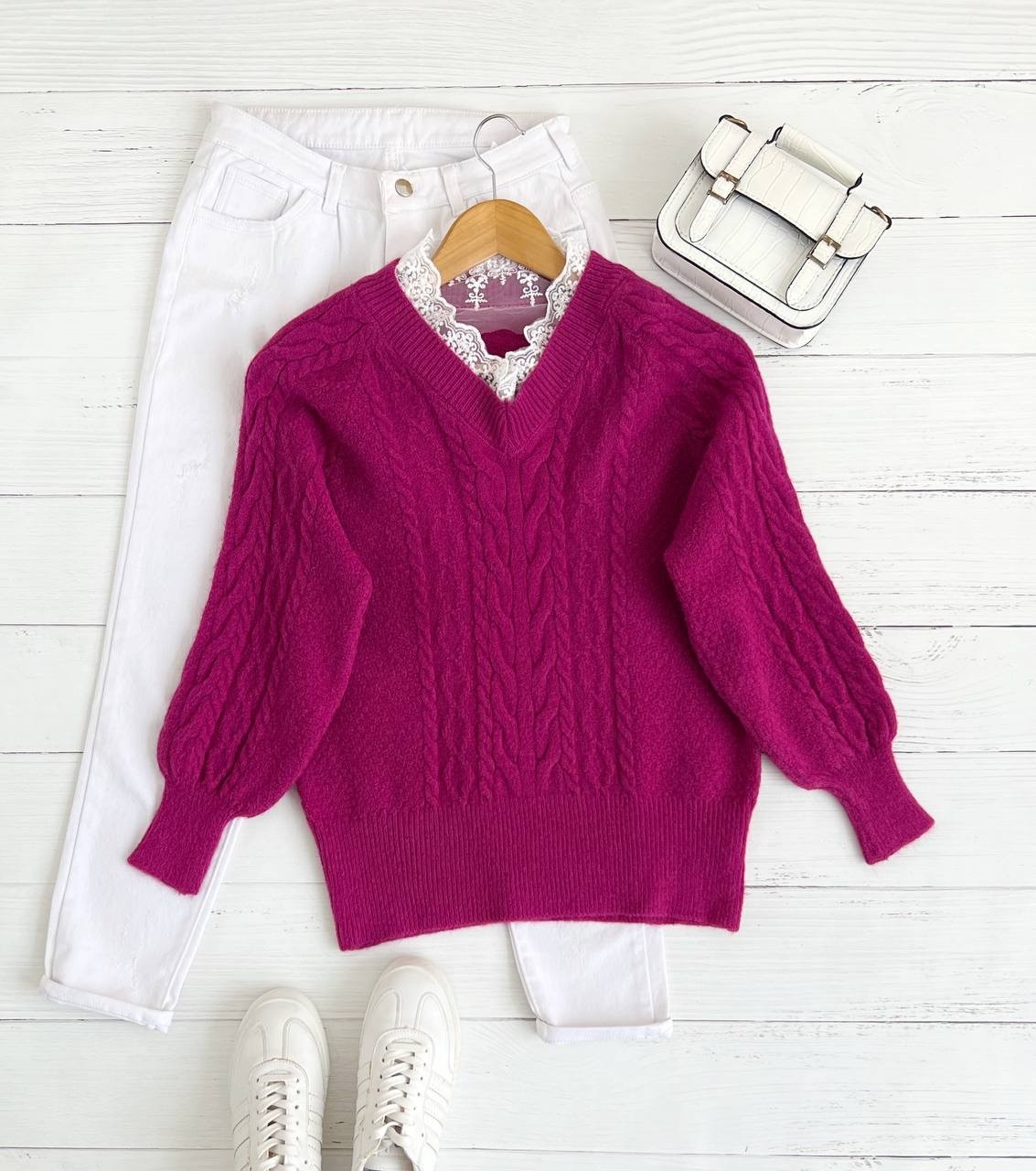 پلیور بافت زنجیری یقه گیپور کد 2437