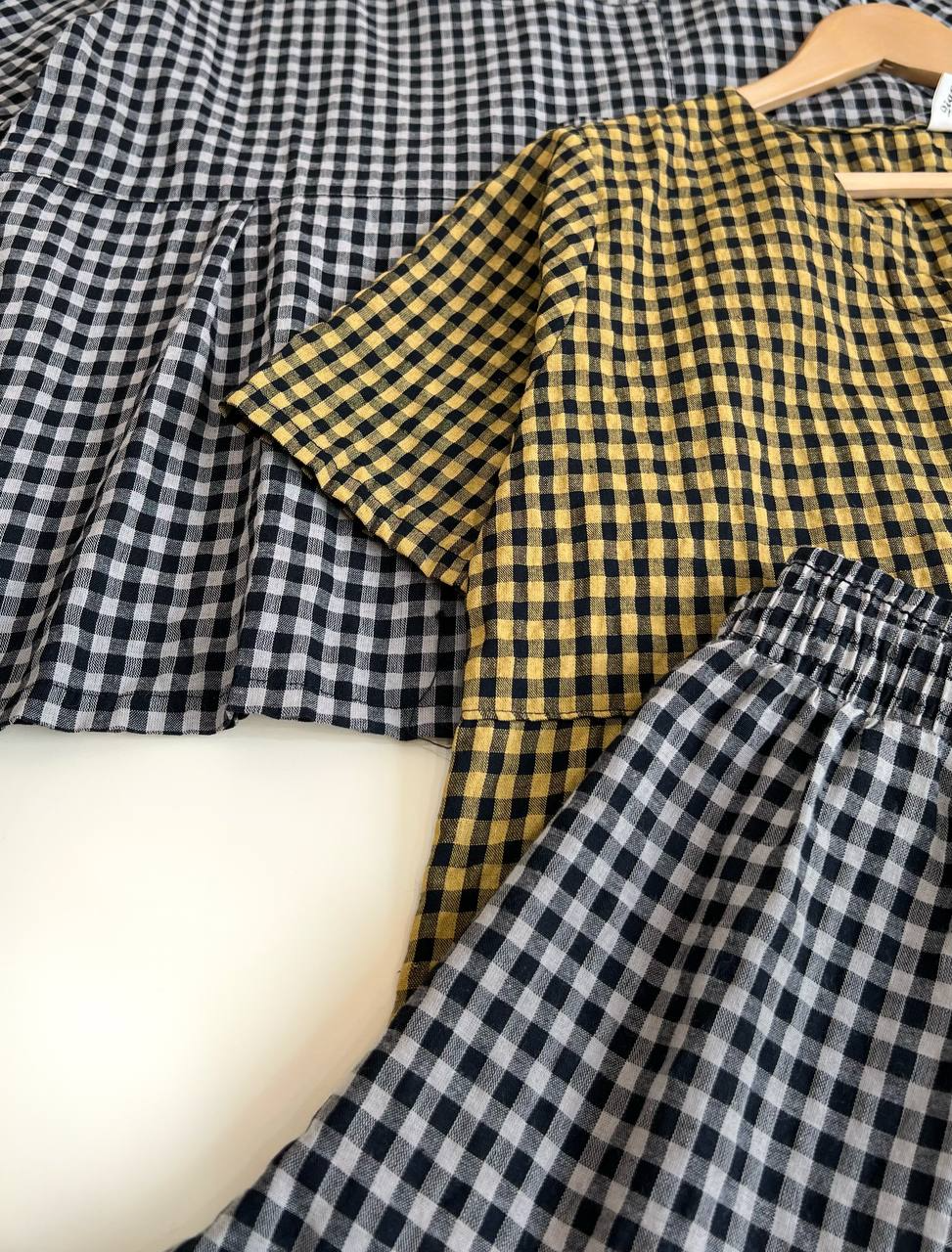 ست بلوز و شلوارک چهار خونه ریز کد 2445