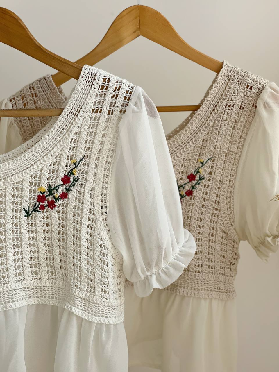 شومیز قلاب بافی اوردر گلدوزی شده کد2518