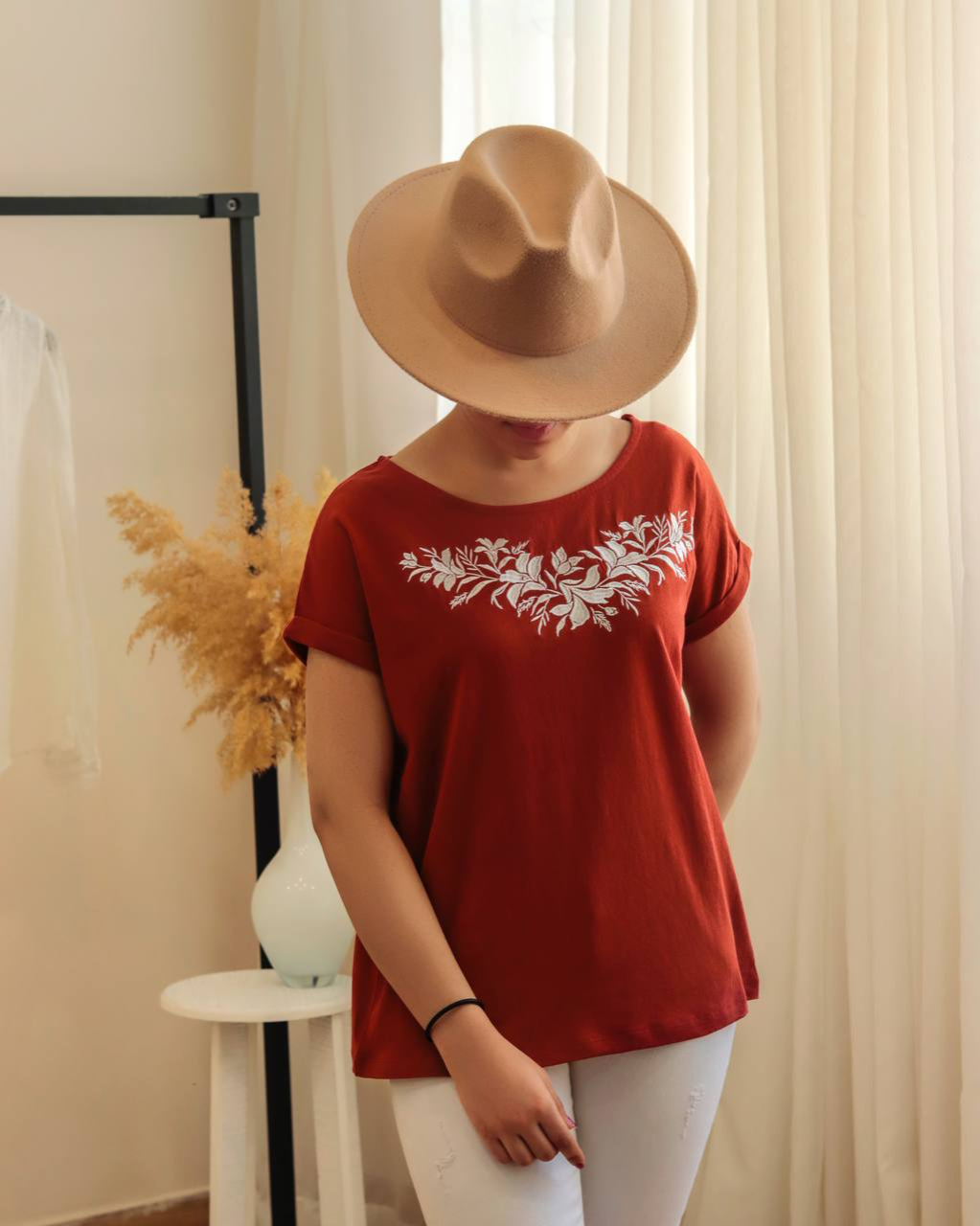 تیشرت گلدوزی شده برندikka کد 2519