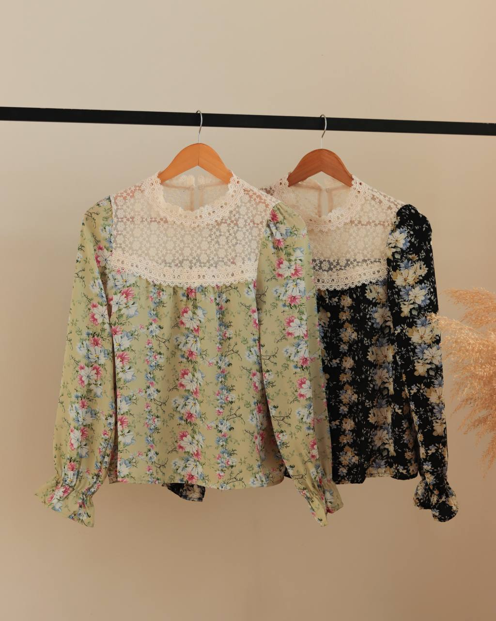 شومیز کرپ یقه گیپور کد 2520