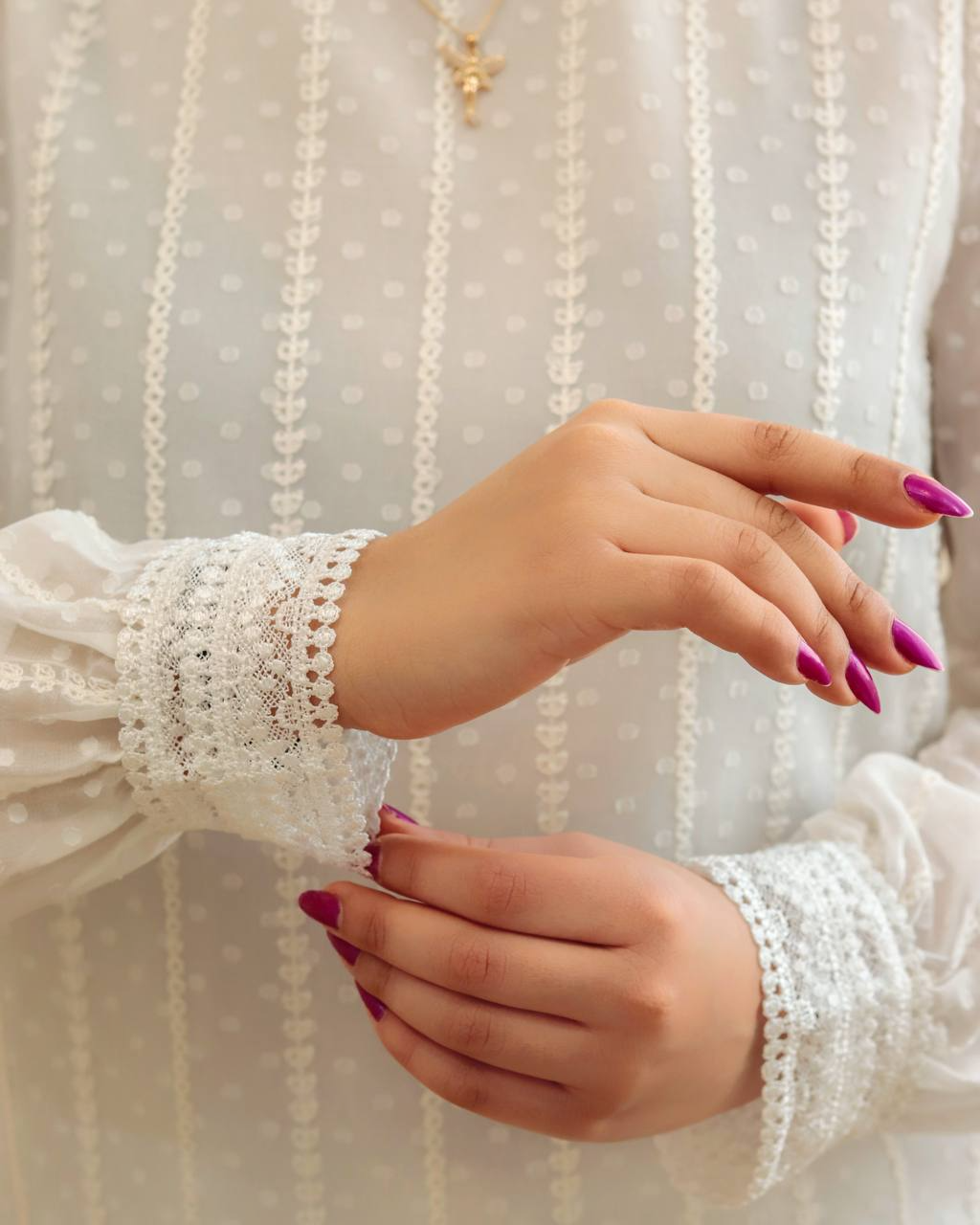 شومیز حریر گلدوزی شده کد 2521