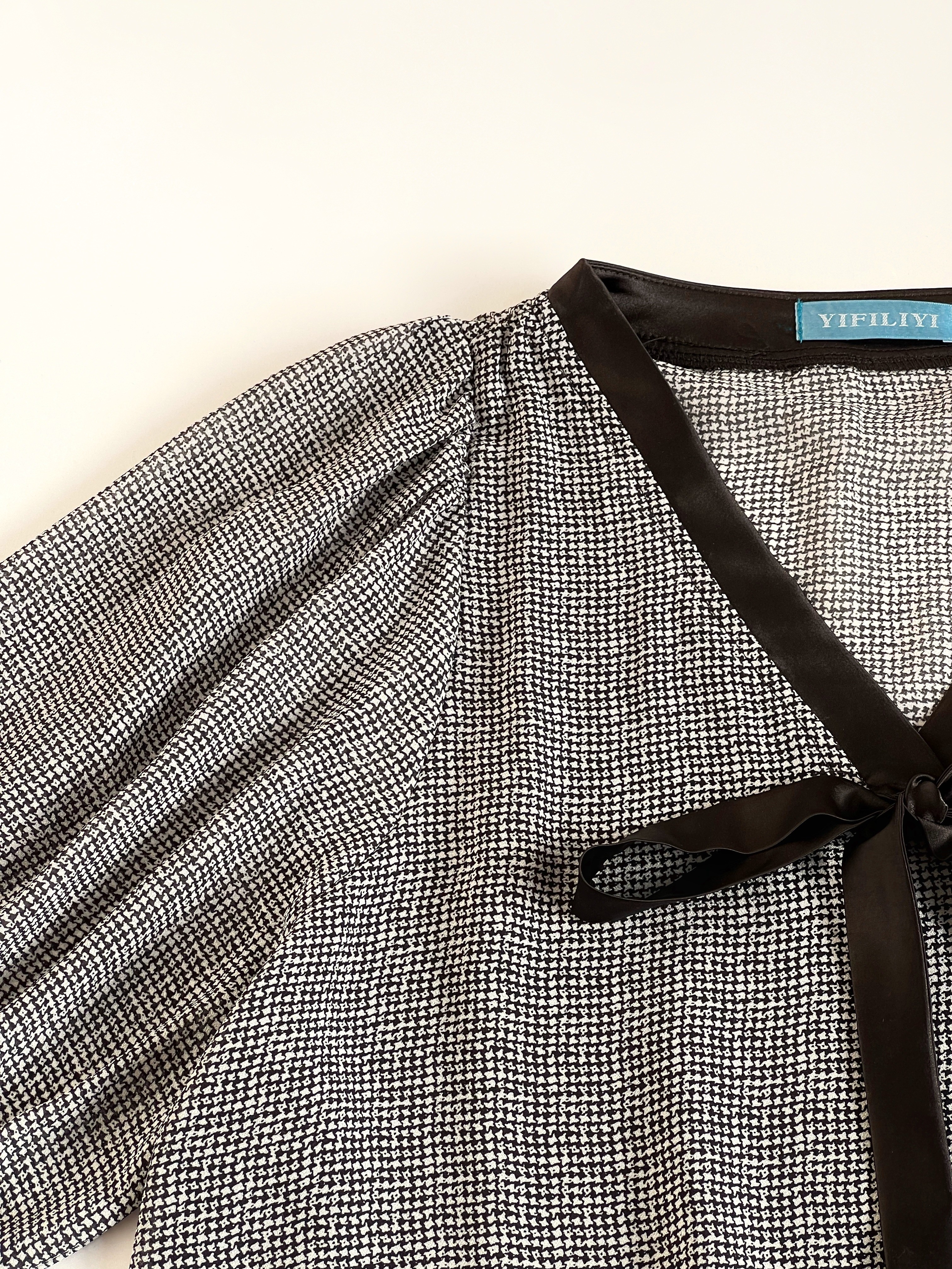 شومیز حریر پاپیونی کد 2532