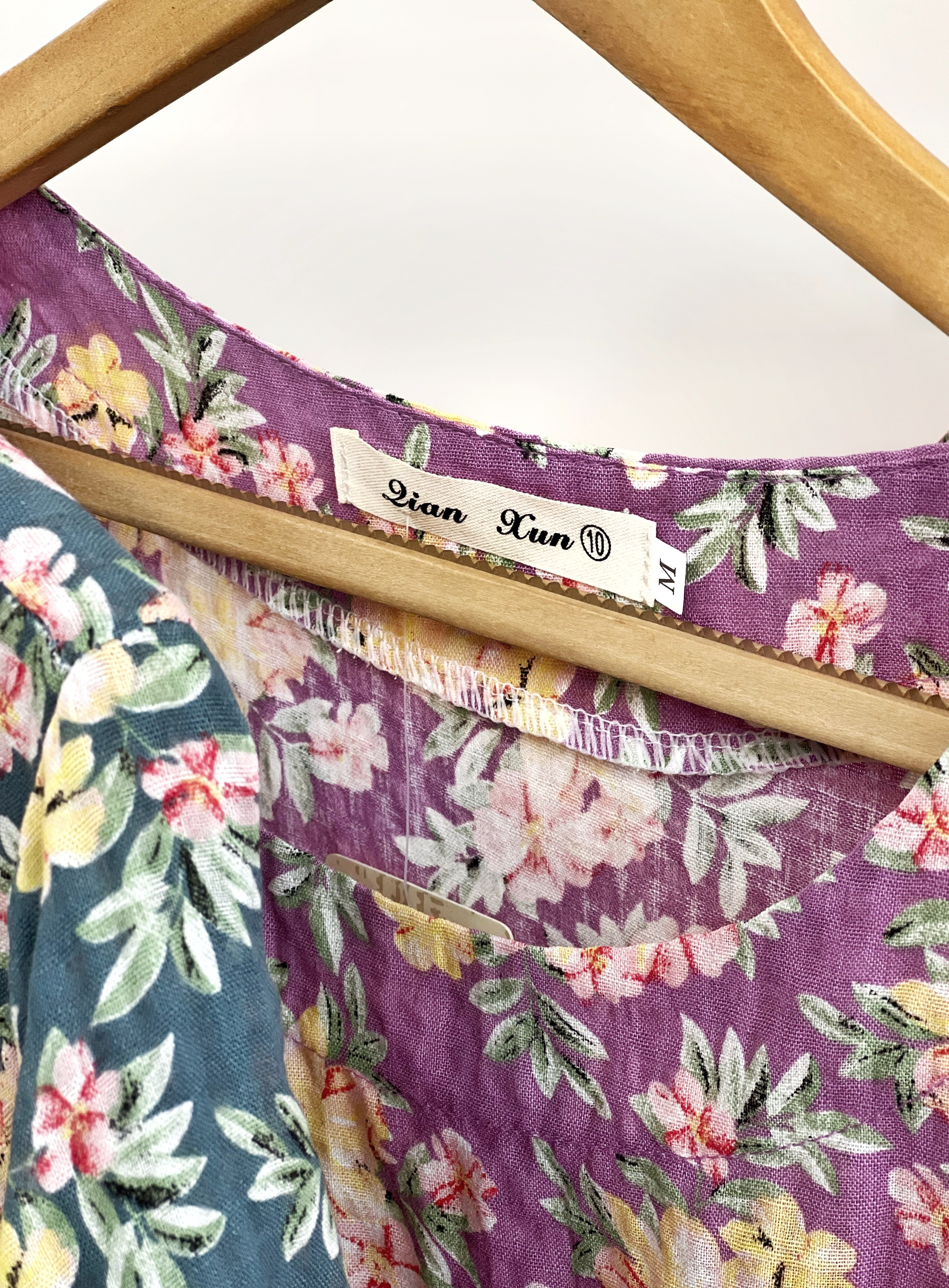 پیراهن گلگلی با نوارای خامه دوزی کد 2535