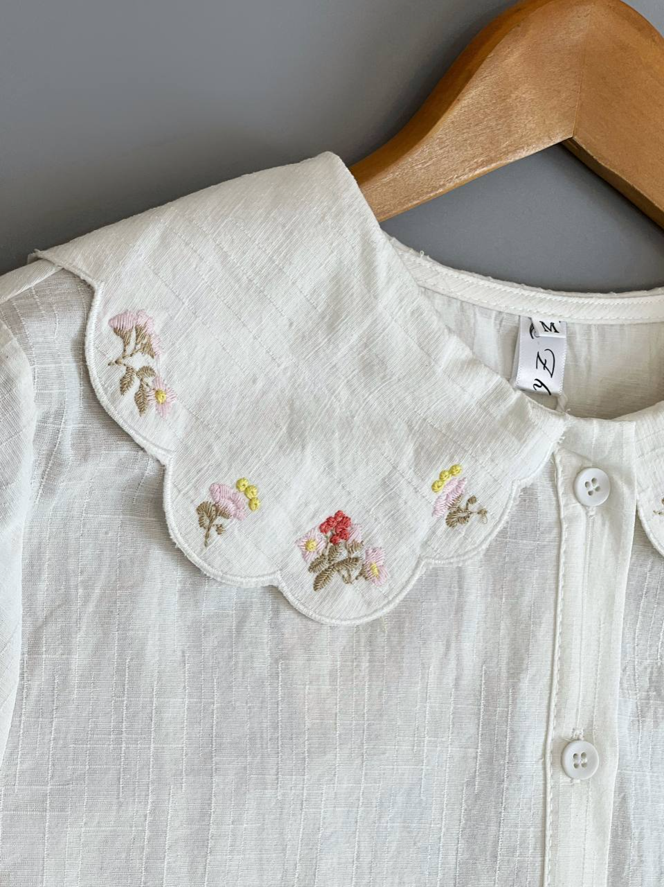 شومیز کنف نخ یقه گلدوزی کد2542