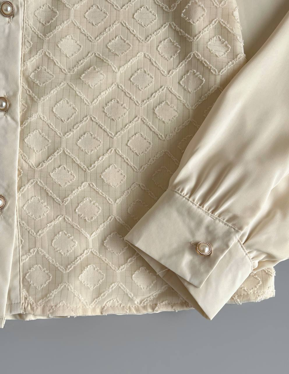 شومیز تکرنگ جلو دکمه کد 2543