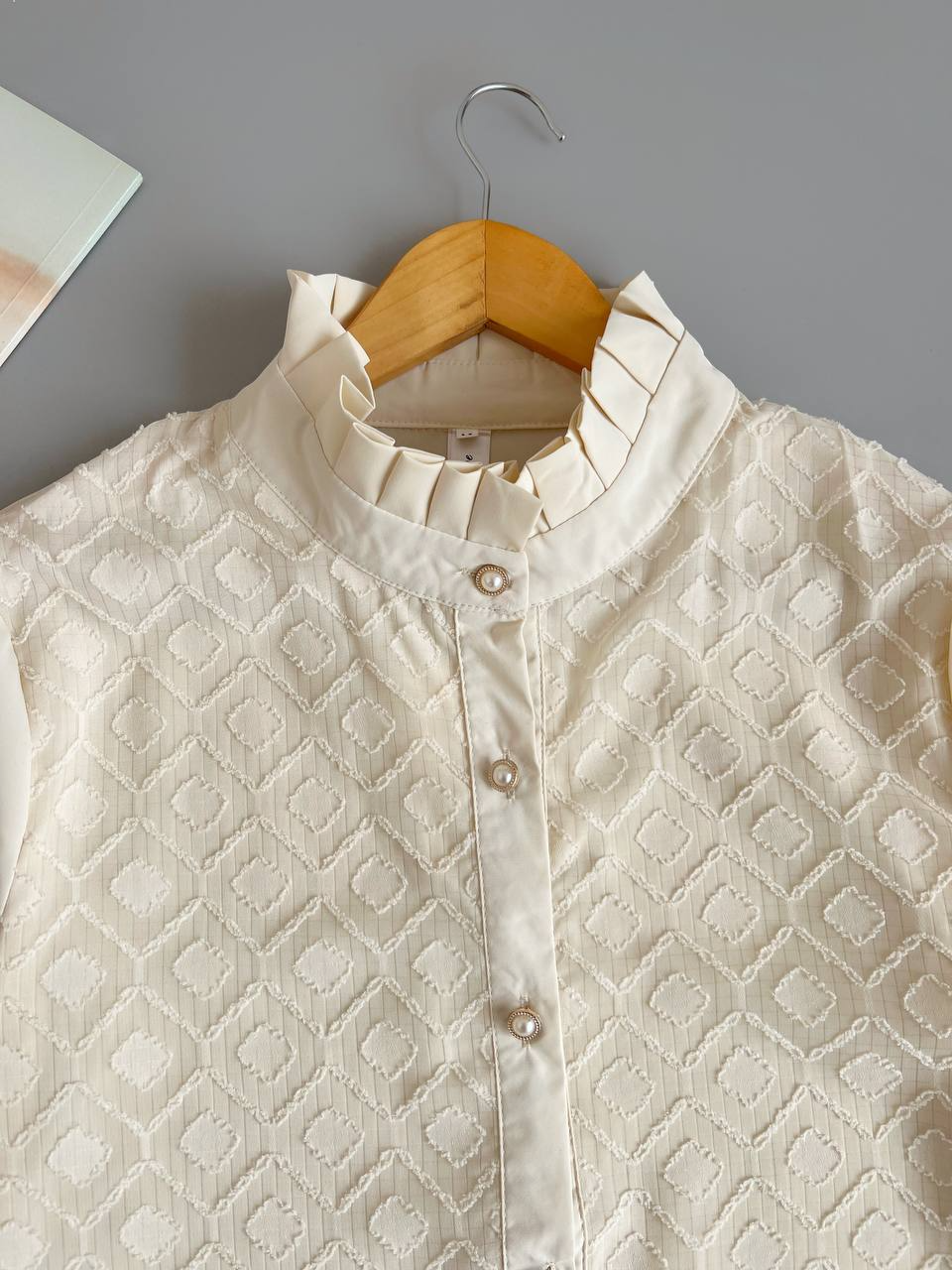 شومیز تکرنگ جلو دکمه کد 2543