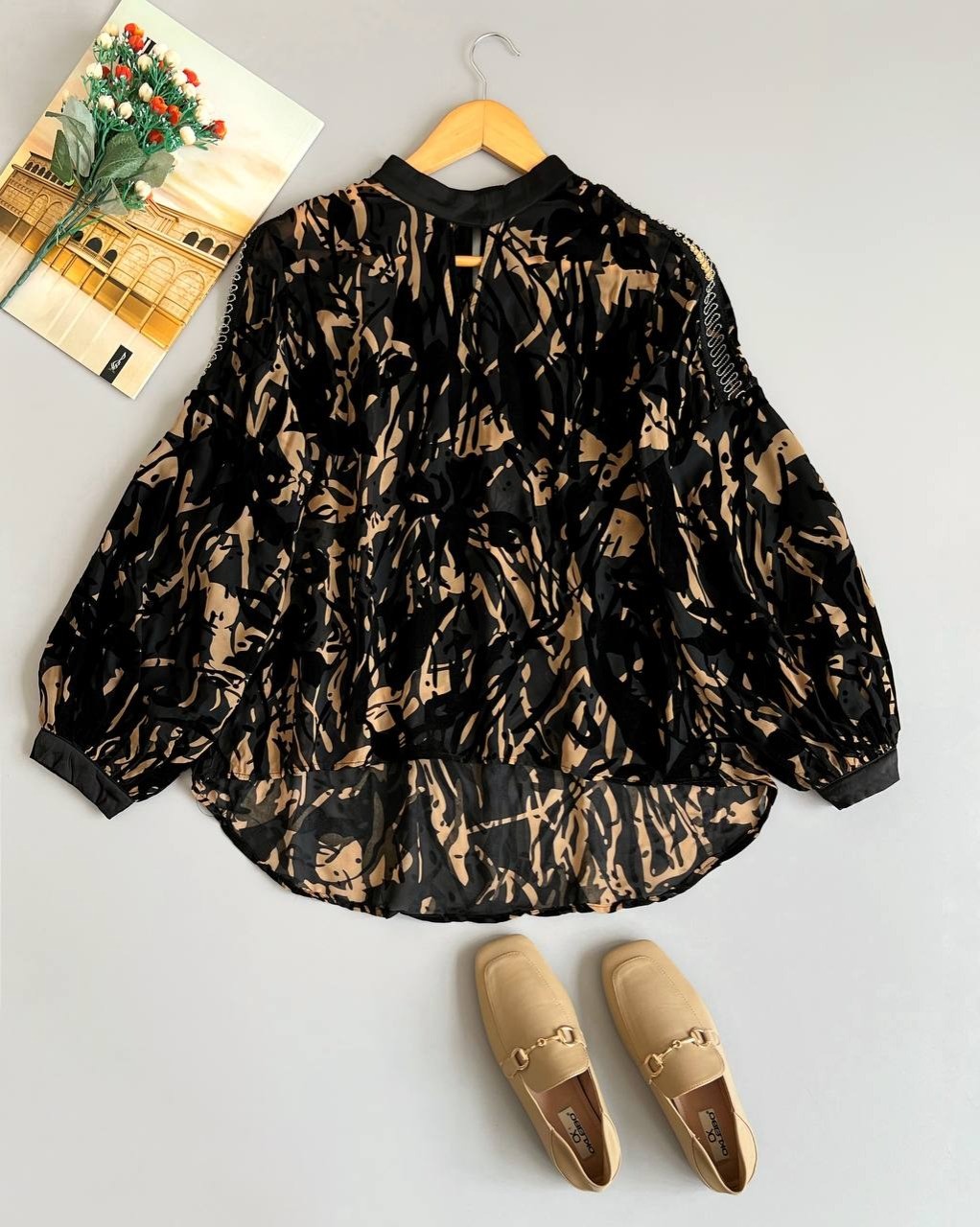 شومیز حریر مخمل کوب آستین پف کد 2545