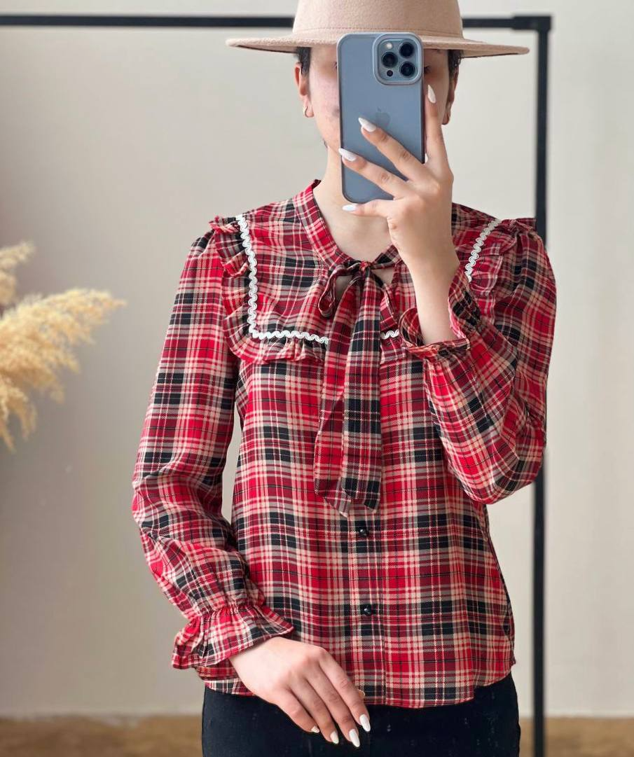 شومیز چهار خونه یقه چین کد 2563