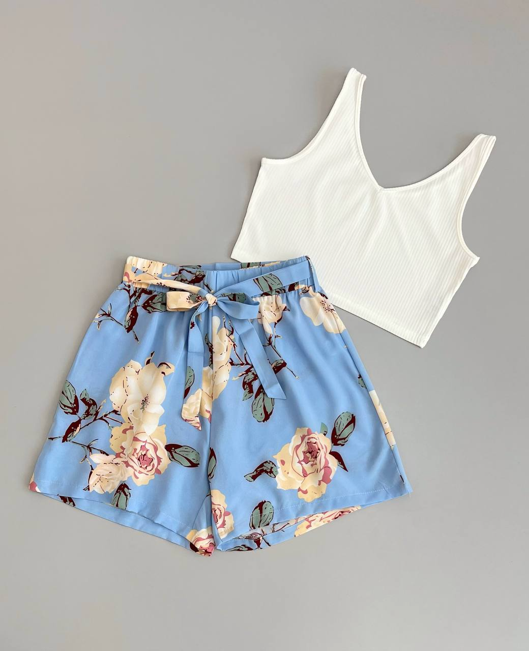 ست نیم تنه و شلوارک از برند shein کد 2584