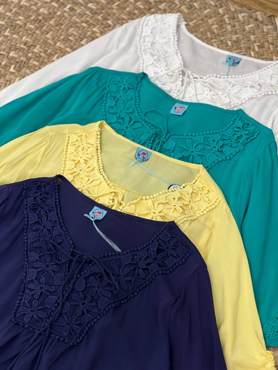 شومیز نخ جلو گیپور کد 2604