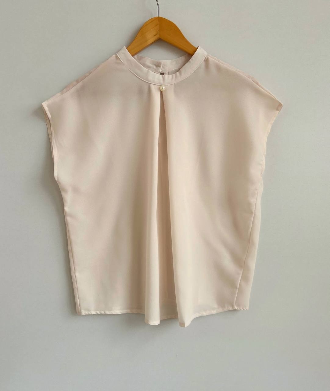 شومیز کرپ یقه مروارید کد 2625